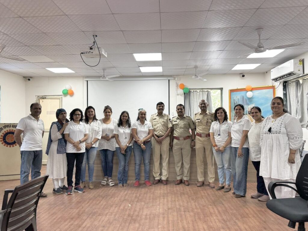 Pranic Healing practitioners and community participants during a wellbeing program in Thane, Maharashtra.