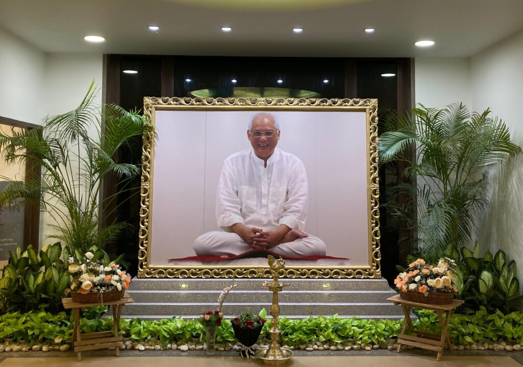Portrait of Grand Master Choa Kok Sui, founder of Pranic Healing, in meditation pose